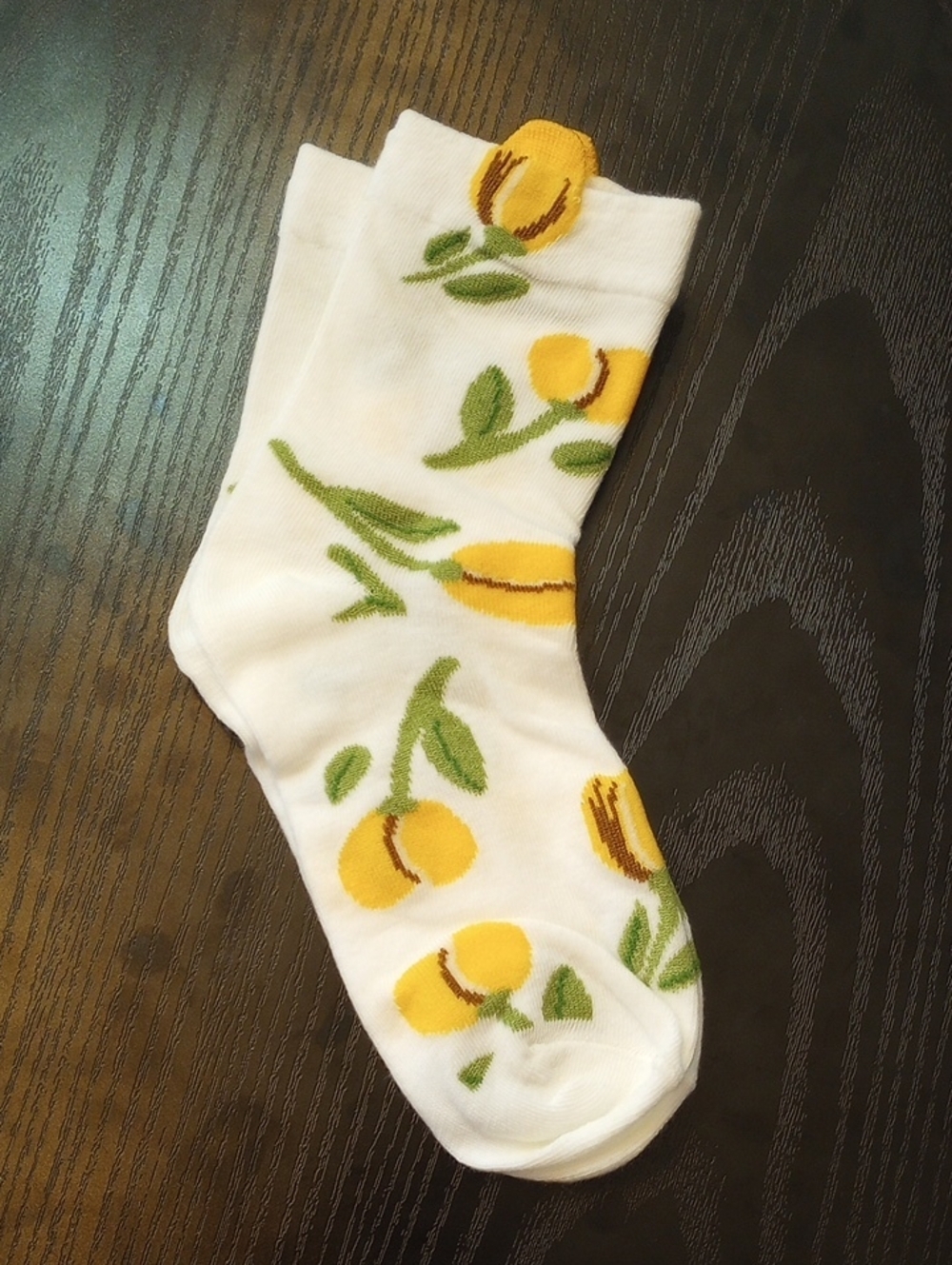 White Yellow Floral 90% Cotton Novelty Crew Ankle Socks Cottagecore